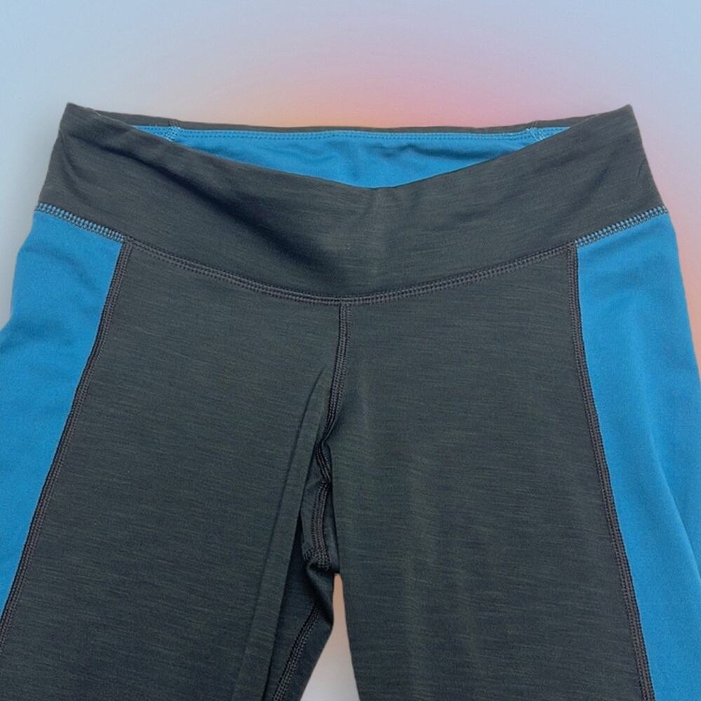 UNDER ARMOUR Women’s Medium Black / Teal Leggings